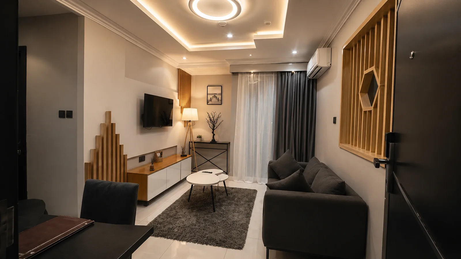 Executive Suite detail